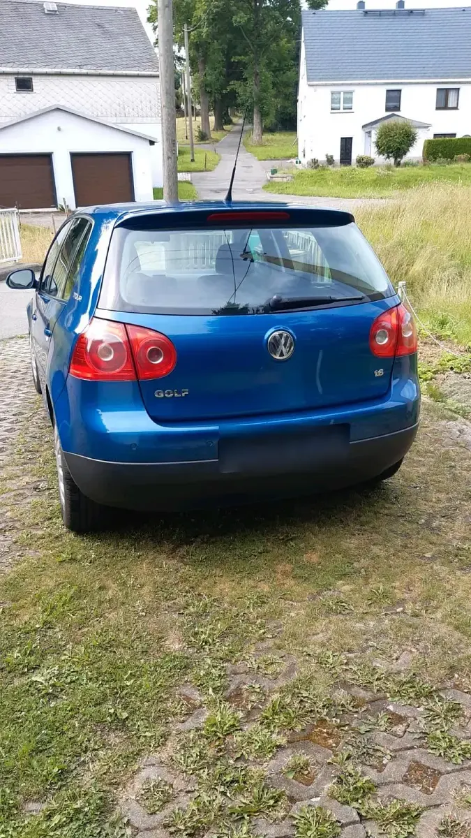 Gebraucht VW Golf V 102 PS (75 kW) 2007 Blau Limousine