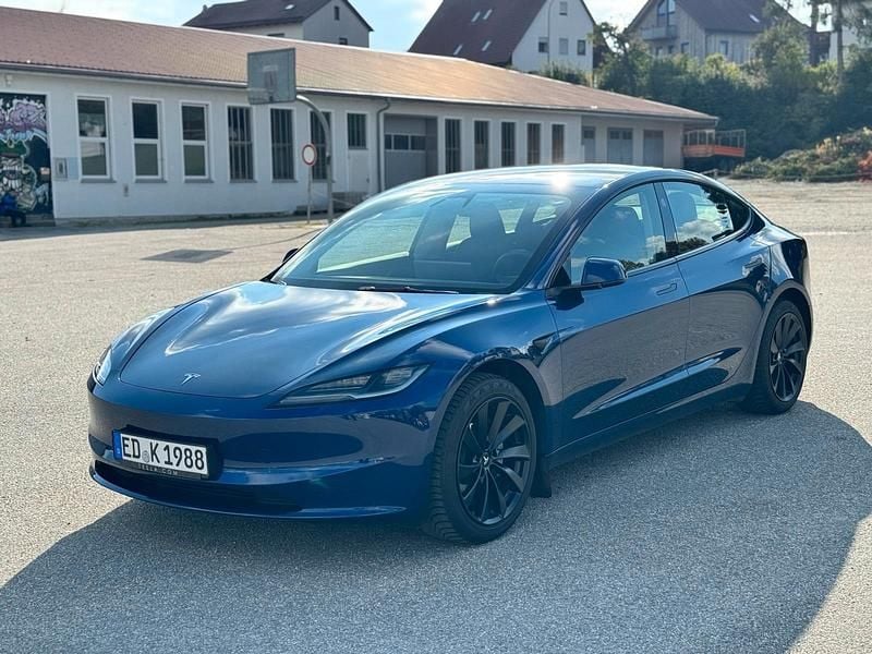 Gebraucht Tesla Model 3 Standard Range 208 kW (283 PS) 2024 Blau Limousine
