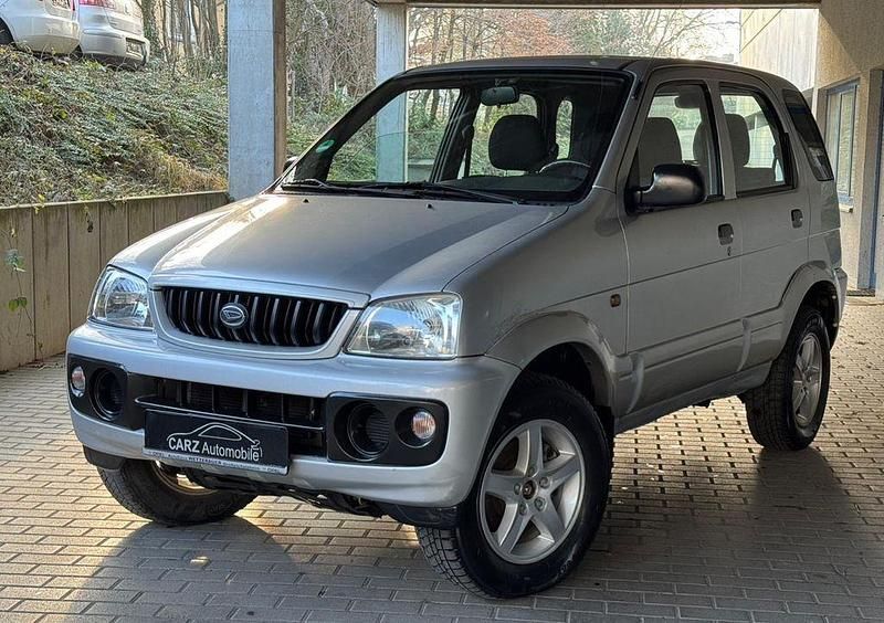 Gebraucht Daihatsu Terios 86 PS (63 kW) 2005 Silber SUV