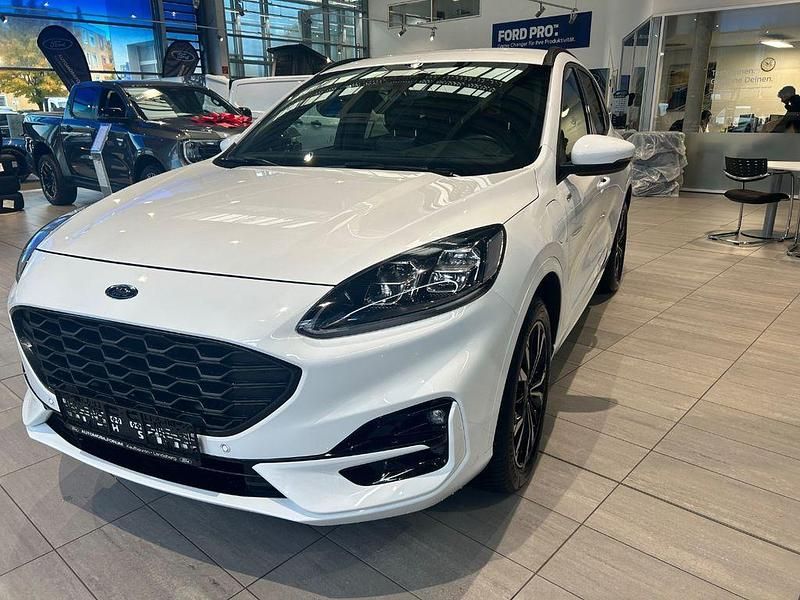 Gebraucht Ford Kuga ST-Line X 224 PS (164 kW) 2022 Weiß SUV