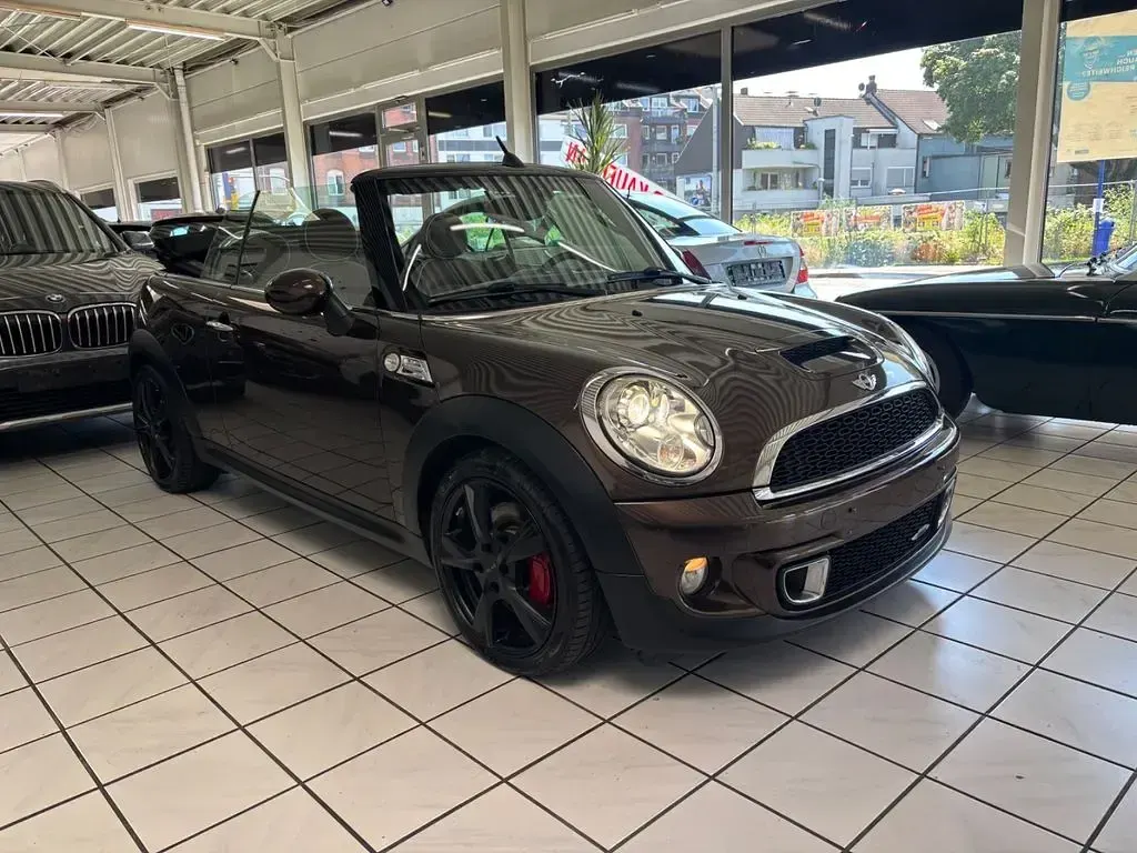 Gebraucht Mini John Cooper Works Cabriolet 211 PS (155 kW) 2011 Braun Cabrio