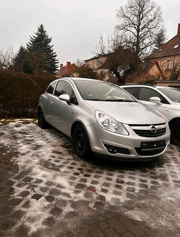 Gebraucht Opel Corsa 68 PS (50 kW) 2008 Silber Kleinwagen