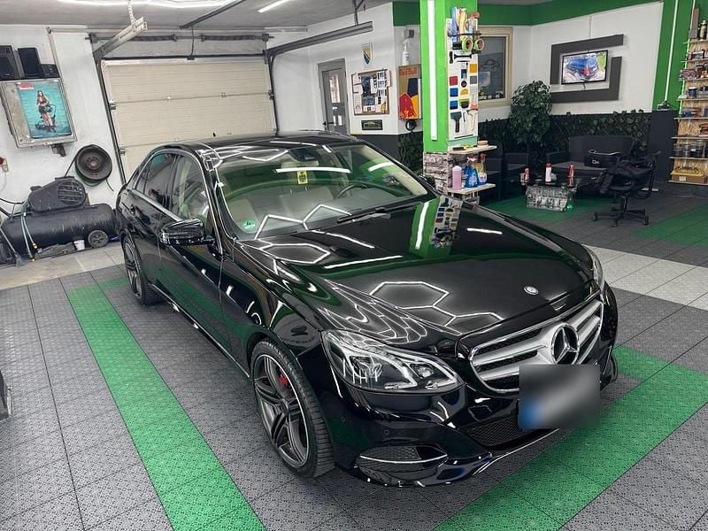 Gebraucht Mercedes 220 AMG 170 PS (125 kW) 2014 Schwarz Limousine