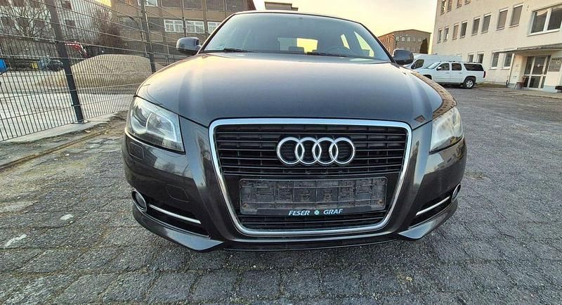 Gebraucht Audi A3 S-Line 140 PS (102 kW) 2010 Grau Kleinwagen