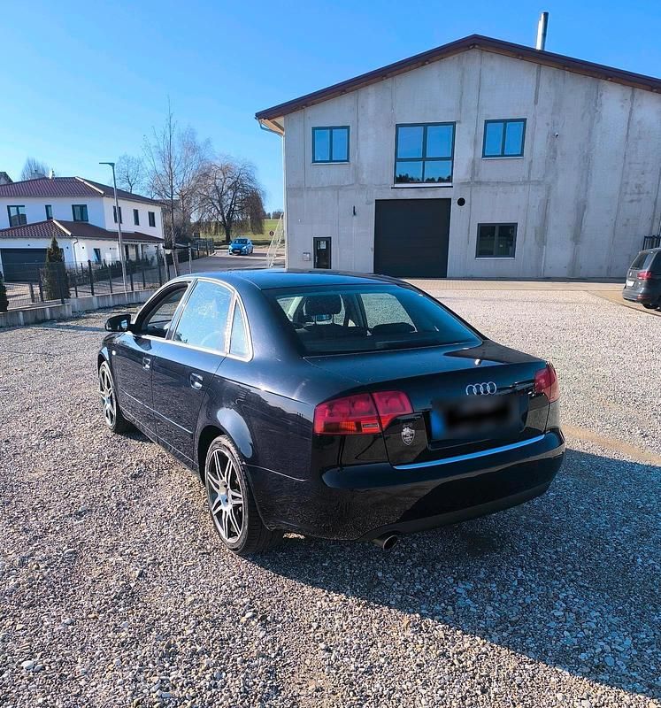 Gebraucht Audi A4 102 PS (75 kW) 2006 Limousine