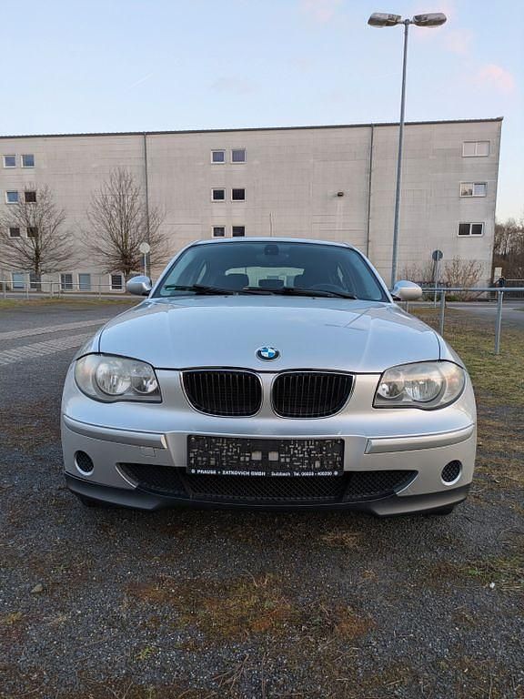 Gebraucht BMW 116 122 PS (89 kW) 2005 Silber Kleinwagen