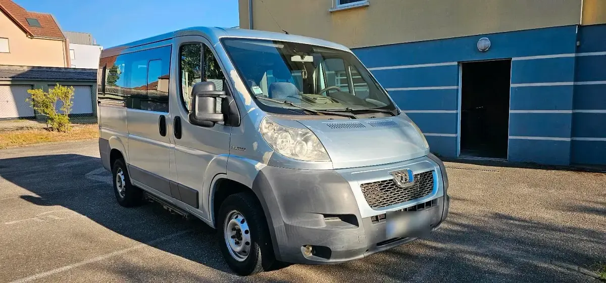 Gebraucht Peugeot Boxer 100 PS (73 kW) 2009 Andere farben Van