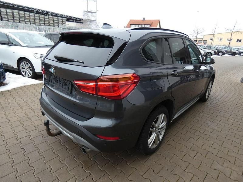 Gebraucht BMW X1 xLine 190 PS (139 kW) 2016 Grau SUV