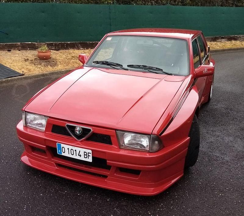 Gebraucht Alfa Romeo 75 148 PS (108 kW) 1992 Limousine