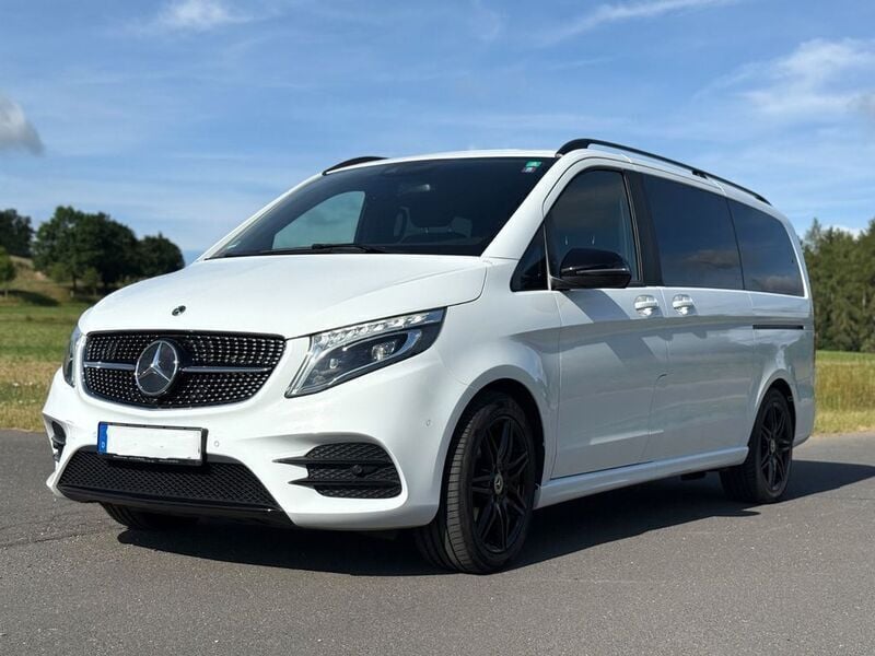 Weiß Gebraucht 2021 Mercedes V300 Edition Van / Kleinbus | 56.500 € - Bild 1/4