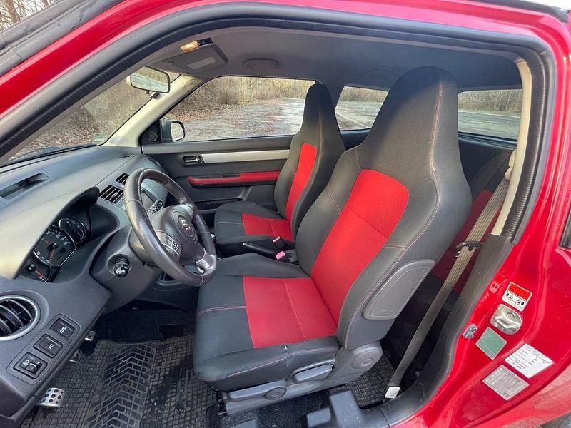 Gebraucht Suzuki Swift Sport 125 PS (91 kW) 2010 Rot Kleinwagen