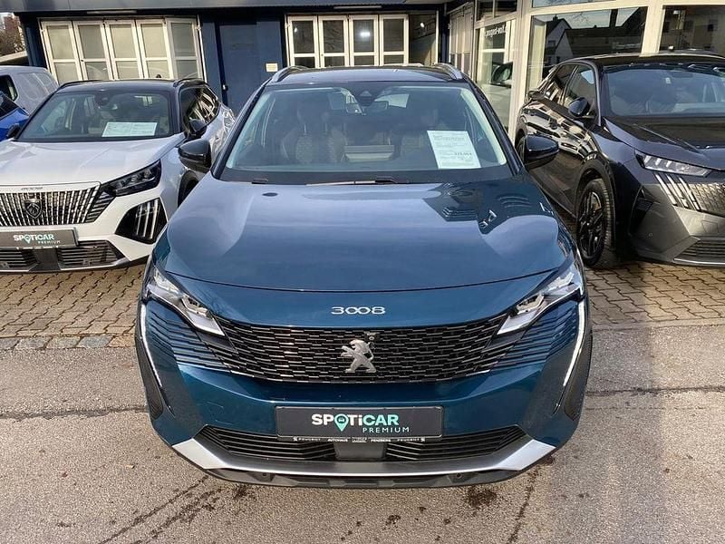 Gebraucht Peugeot 3008 181 PS (133 kW) 2022 Celebes blau met. SUV