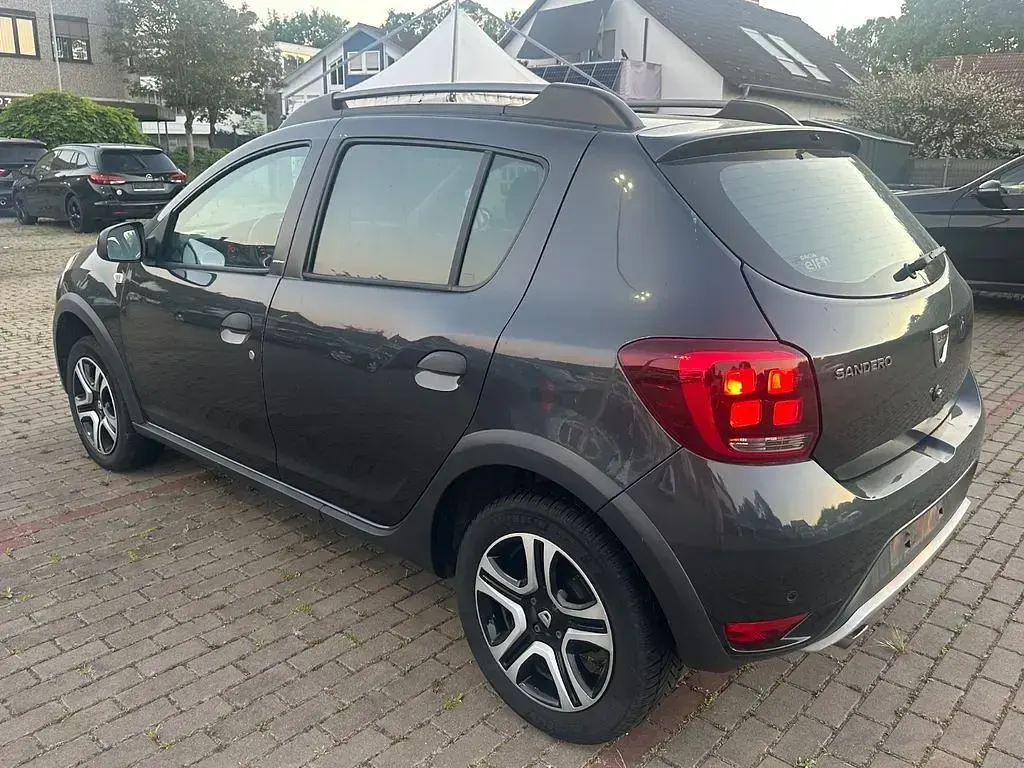 Gebraucht Dacia Sandero Celebration 90 PS (66 kW) 2018 Other Limousine