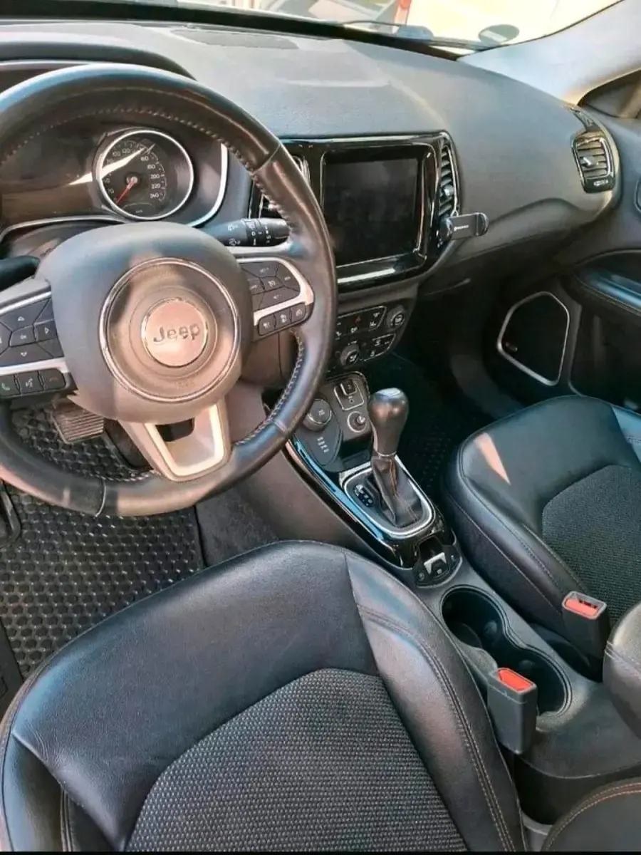 Gebraucht Jeep Compass 170 PS (125 kW) 2018 Weiß SUV