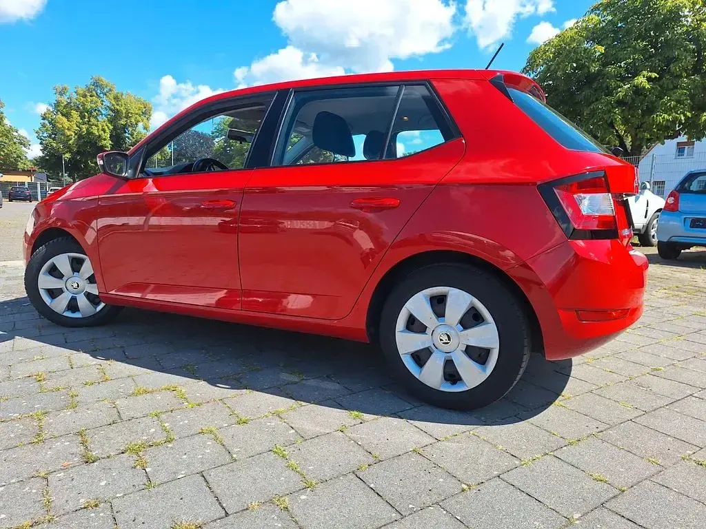 Gebraucht Skoda Fabia Active 60 PS (44 kW) 2021 Rot Kleinwagen