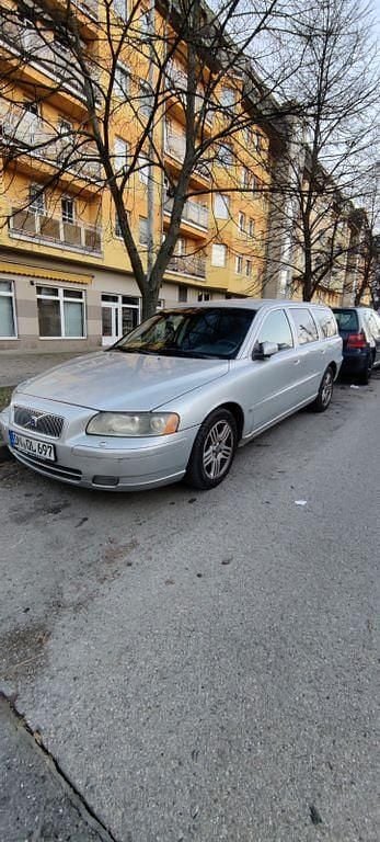 Silber Gebraucht 2005 Volvo V70 Kombi | 1.050 € (Superpreis) - Bild 1/4