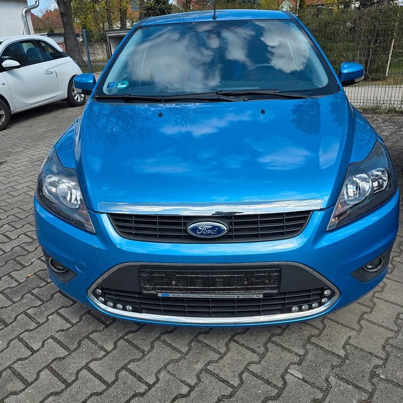 Usata Ford Focus 100 CV (73 kW) 2010 Blu Station wagon