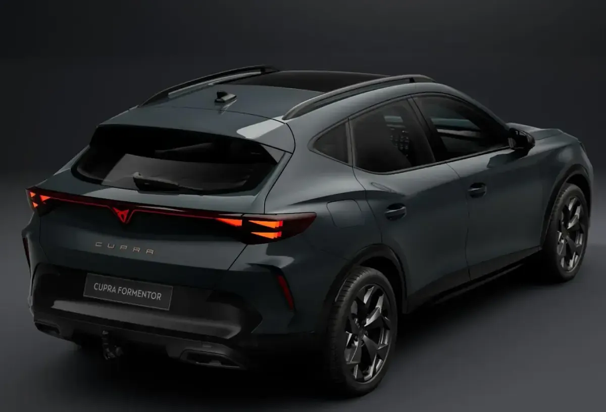 Neu Cupra Formentor 204 PS (150 kW) 2026 Fiord blau SUV
