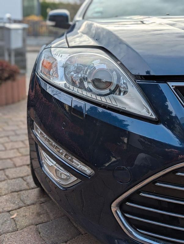 Gebraucht Ford Mondeo Titanium X 203 PS (149 kW) 2014 Blau Limousine