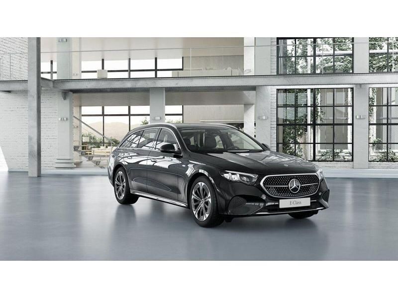 Gebraucht Mercedes E300 Avantgarde 197 PS (144 kW) 2025 Schwarz Limousine