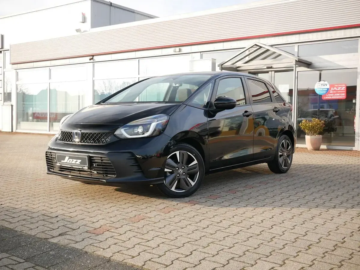 Neu Honda Jazz Advance 122 PS (89 kW) 2026 Crystal black p. Kleinwagen