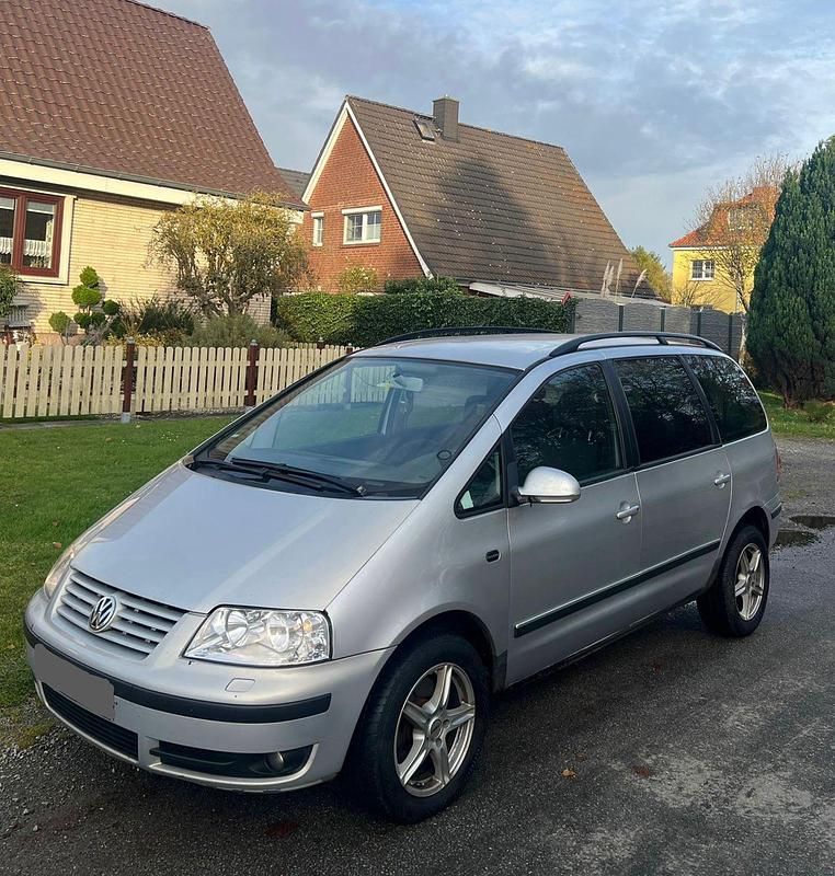 Silber Gebraucht 2006 VW Sharan Van / Kleinbus | 1.600 € (Superpreis) - Bild 1/4