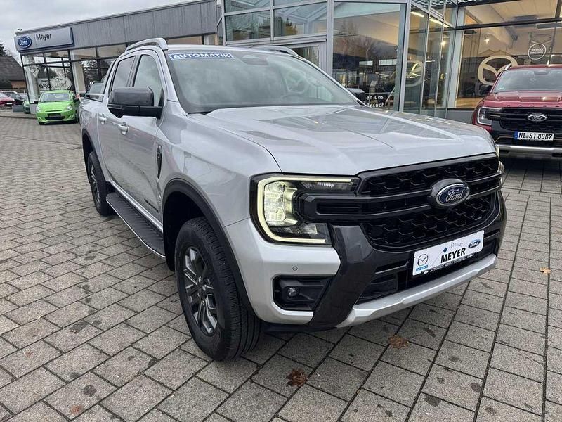 Moondust silber metallic Gebraucht 2023 Ford Ranger Wildtrack Abholung | 43.900 € (Fairer Preis) - Bild 1/4