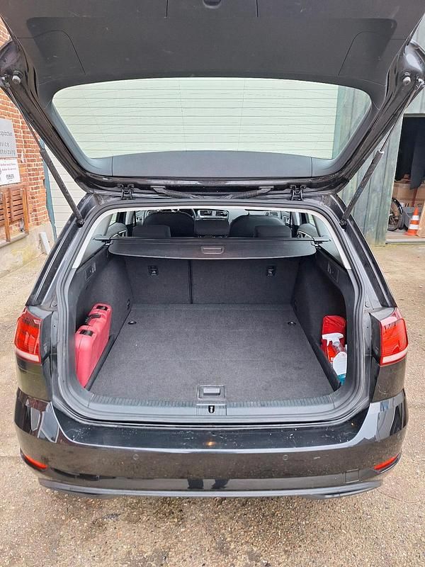 Gebraucht VW Golf VII 115 PS (84 kW) 2017 Schwarz Kombi