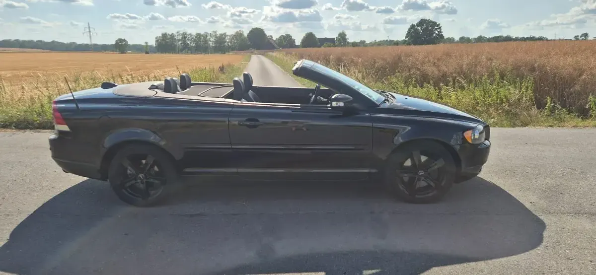 Gebraucht Volvo C70 Summum 179 PS (131 kW) 2009 Schwarz Cabrio