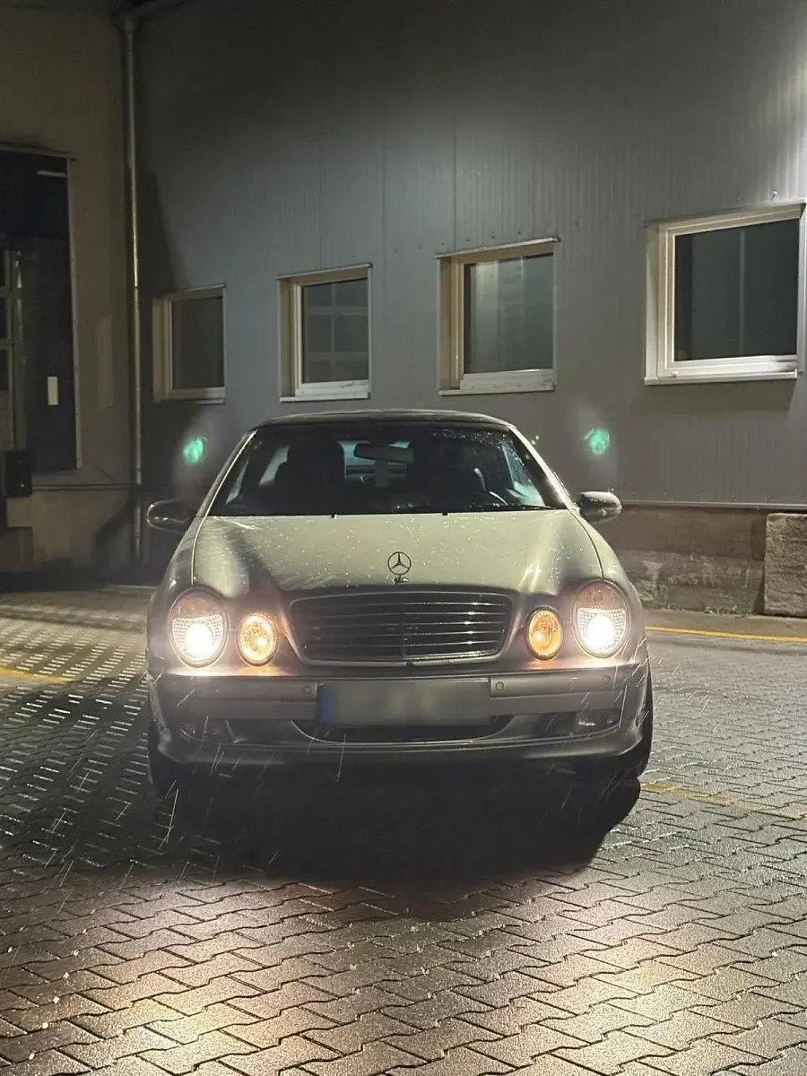 Gebraucht Mercedes CLK200 163 PS (119 kW) 2000 Silber Cabrio