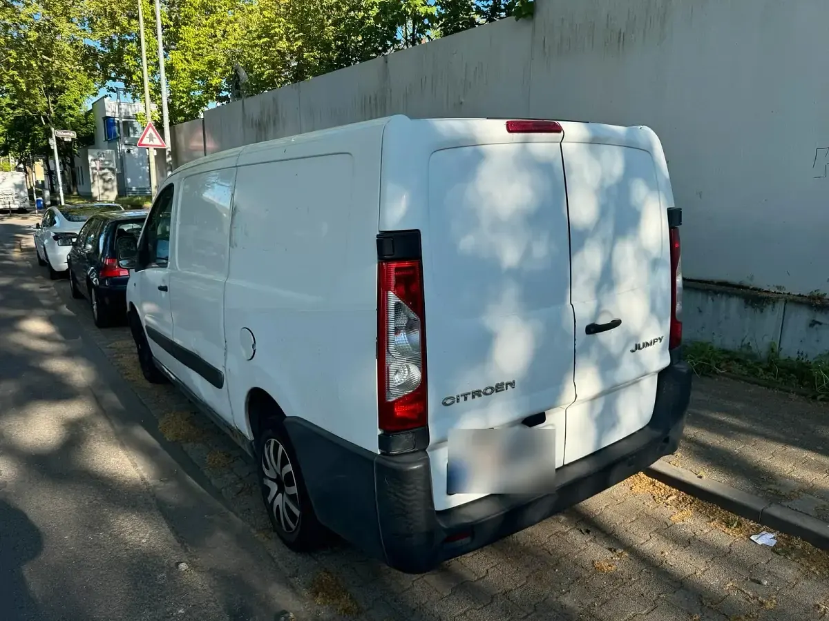 Second-hand Citroën Jumpy 90 CP (66 kW) 2011 Alb Monovolum