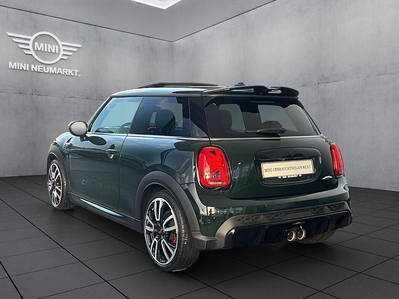 Gebraucht Mini John Cooper Works 231 PS (169 kW) 2022 Rebel green uni Kleinwagen