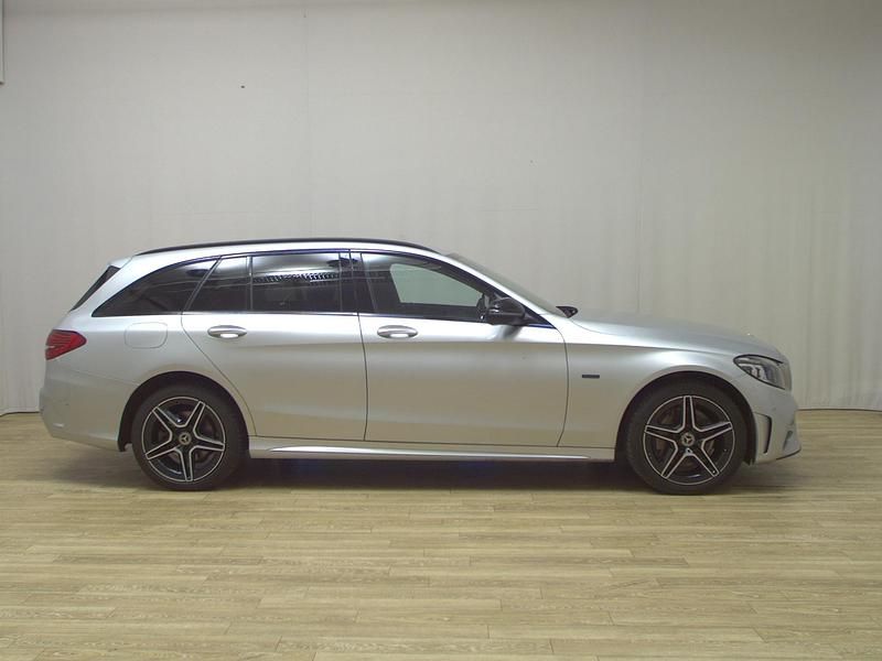 Gebraucht Mercedes C300e AMG line 306 PS (225 kW) 2021 Grau Limousine