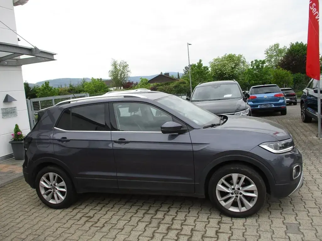 Gebraucht VW T-Cross Style 110 PS (80 kW) 2023 Grau SUV