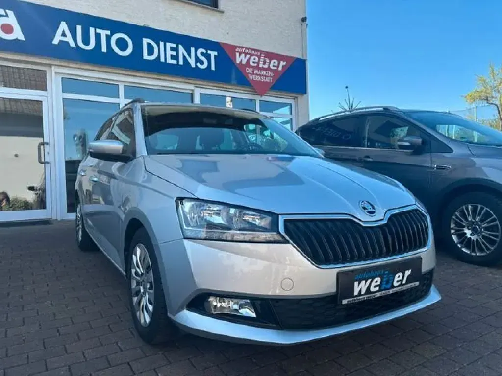 Gebraucht Skoda Fabia Ambition 150 PS (110 kW) 2022 Silber Kleinwagen