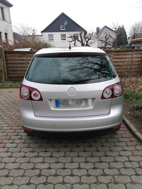 Second-hand VW Golf 80 CP (58 kW) 2006 Argintiu Monovolum