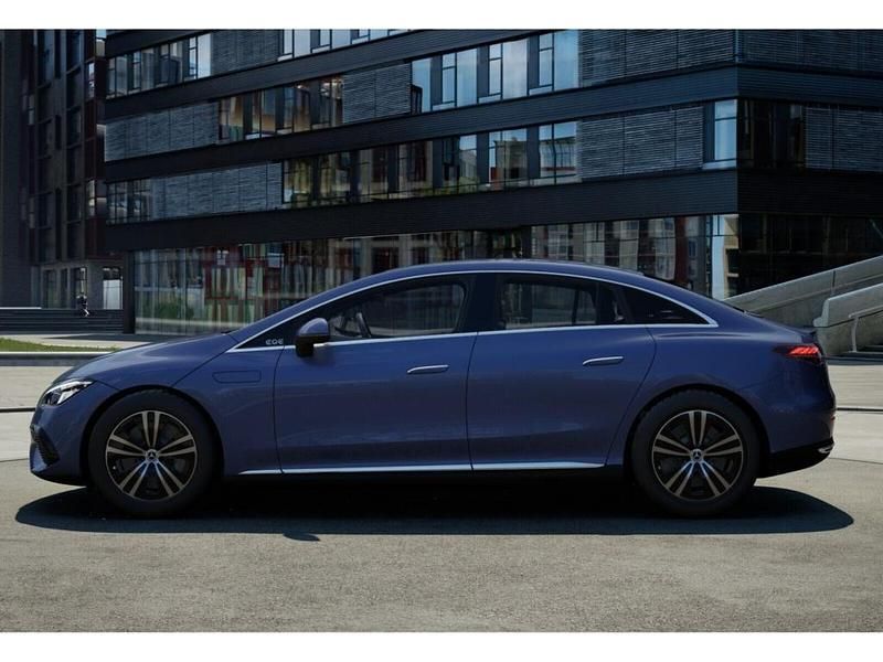 Gebraucht Mercedes EQE300 Electric Art 180 kW (245 PS) 2025 Blau metalliclack sodalithblau Limousine