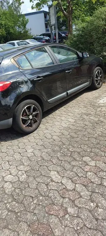 Gebraucht Renault Mégane III 101 PS (74 kW) 2011 Schwarz Limousine
