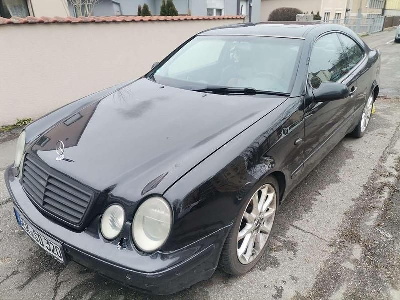 Gebraucht Mercedes CLK320 Elegance 218 PS (160 kW) 1998 Schwarz Coupé