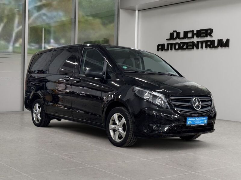 Schwarz Gebraucht 2022 Mercedes Vito Van / Kleinbus | 39.990 € (Superpreis) - Bild 1/4