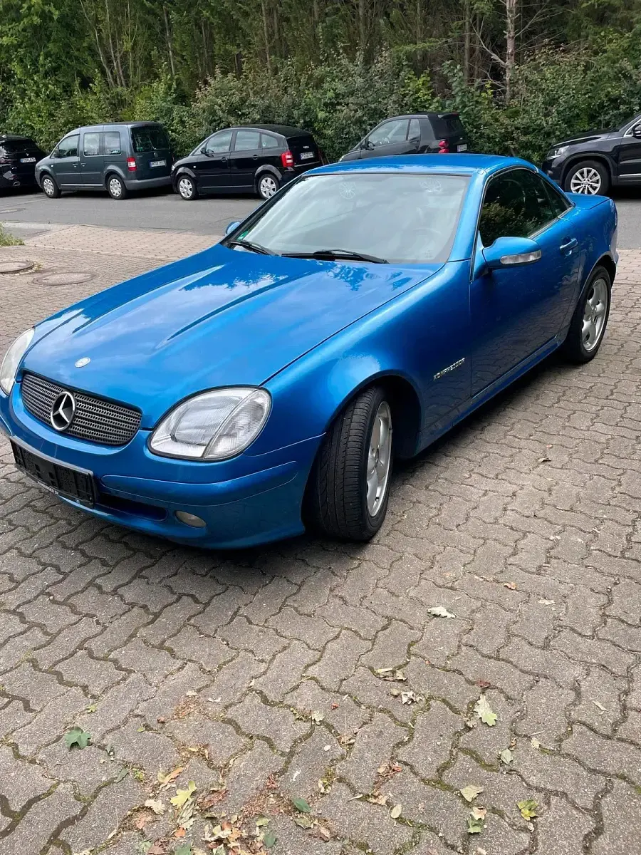 Gebraucht Mercedes SLK230 197 PS (144 kW) 2001 Blau Cabrio