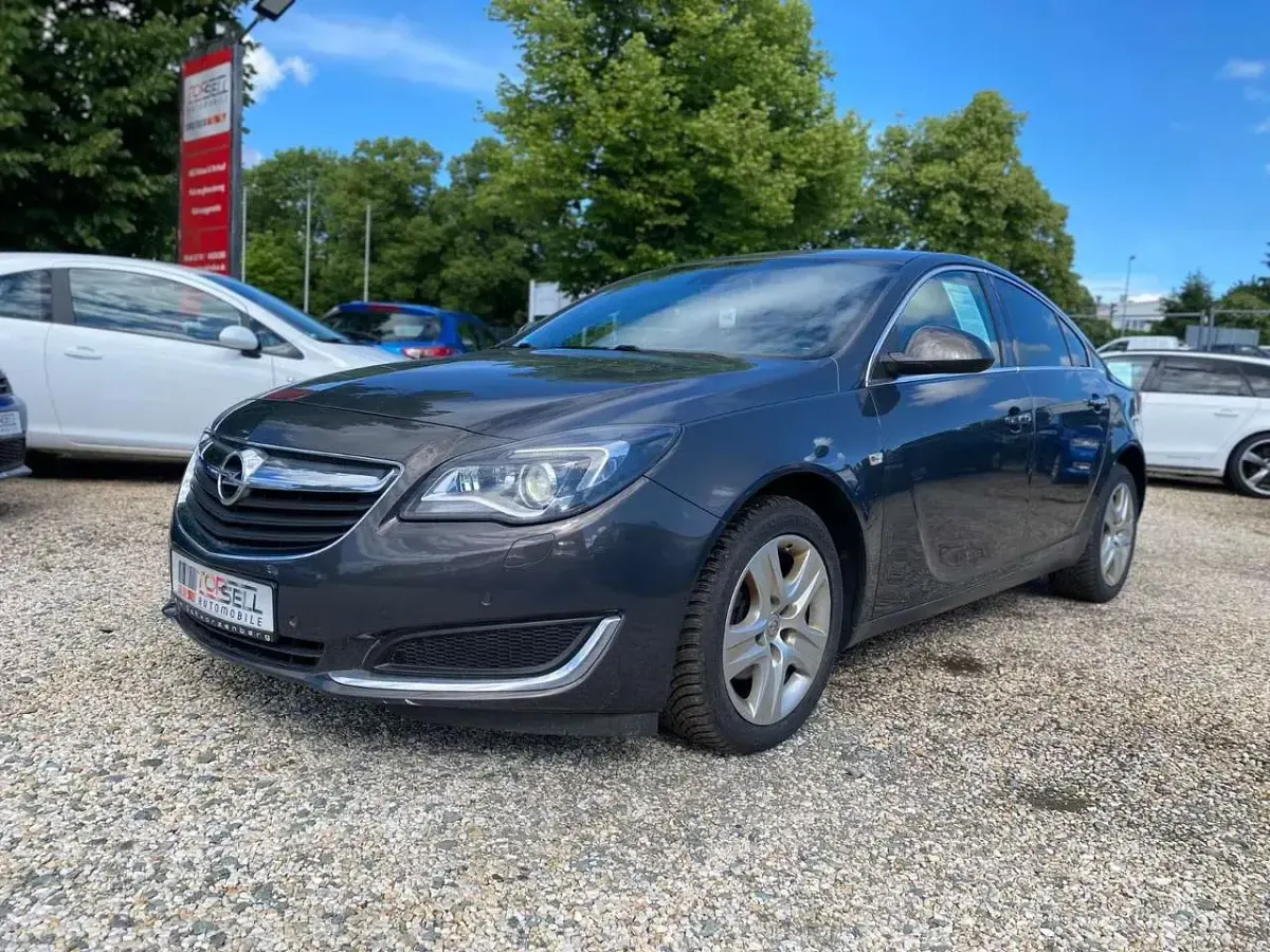 Gebraucht Opel Insignia Edition 170 PS (125 kW) 2016 Grau Limousine