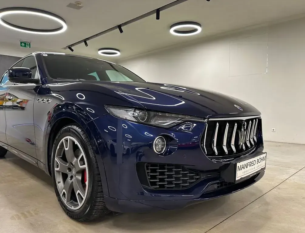 Gebraucht Maserati Levante 275 PS (202 kW) 2016 Blau SUV