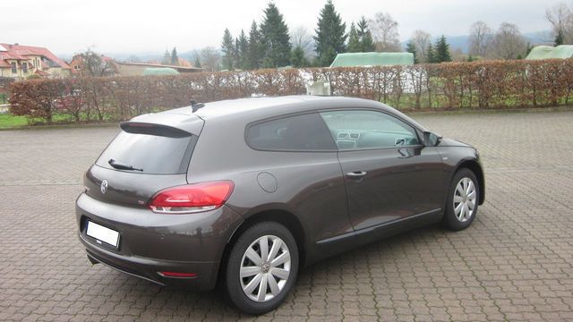 Gebraucht VW Scirocco 160 PS (117 kW) 2014 Braun metallic Coupé