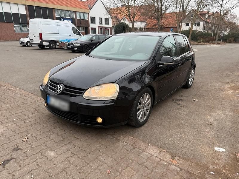 Schwarz Gebraucht 2004 VW Golf V Kleinwagen | 1.499 € (Superpreis) - Bild 1/4