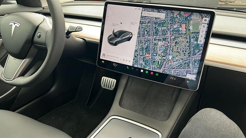 Gebraucht Tesla Model 3 377 kW (513 PS) 2021 Grau Limousine