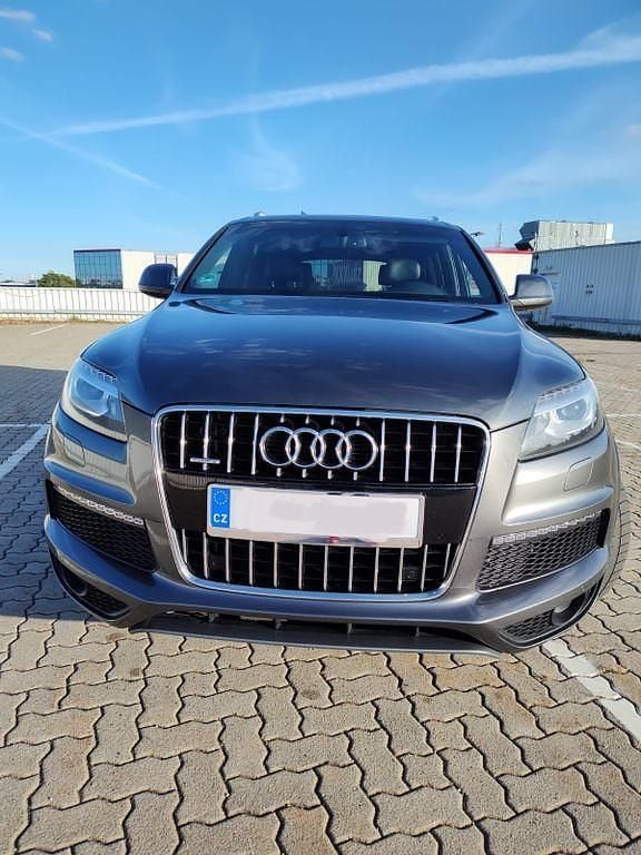 Grau Gebraucht 2015 Audi Q7 Sport SUV | 16.000 € (Superpreis) - Bild 1/4