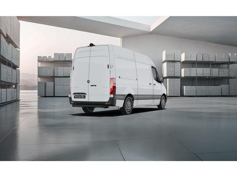 Gebraucht Mercedes Sprinter 170 PS (125 kW) 2025 Weiß Van