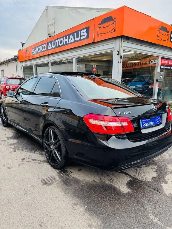 Gebraucht Mercedes E350 306 PS (225 kW) 2013 Schwarz Limousine