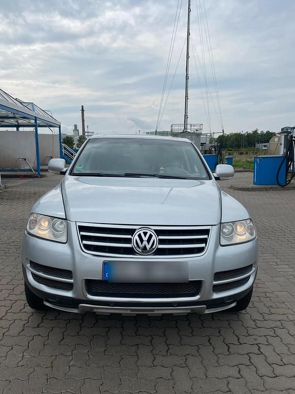 Grau Gebraucht 2006 VW Touareg SUV | 5.000 € (Fairer Preis) - Bild 1/4